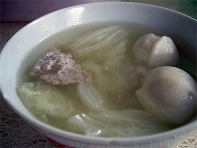 fishball cabbage soup