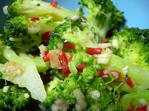 oriental broccoli salad